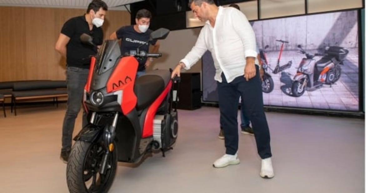 SEAT MÓ eScooter 125, así se maneja la primera moto eléctrica de la marca española