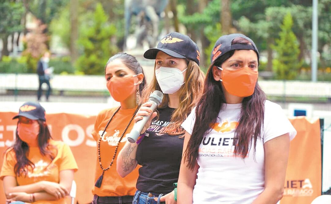Movimiento Ciudadano realizó la firma de compromisos en el Parque Hermanos Soler. Foto: ESPECIAL