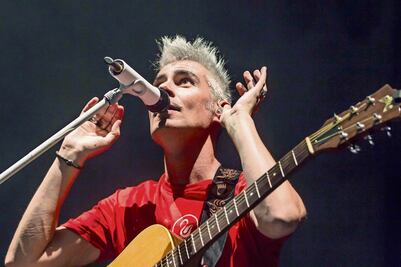 La Gusana Ciega envuelve a todos en los 90