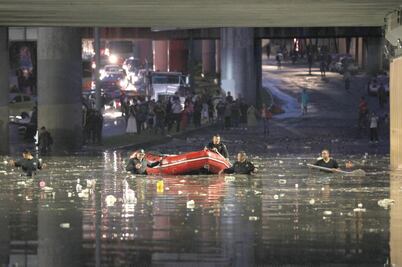 Tormenta abate al DF; deja 280 inundaciones y colapsa vías