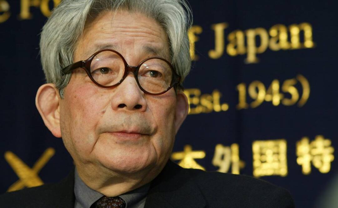 El escritor japonés Kenzaburo Oe -que recibió el nobel en 1994- optará al galardón por su obra "Death by Water". FOTO: Archivo/Reuters.