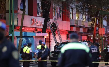 Controlan incendio en la Plaza de la Tecnología, en el centro de la CDMX