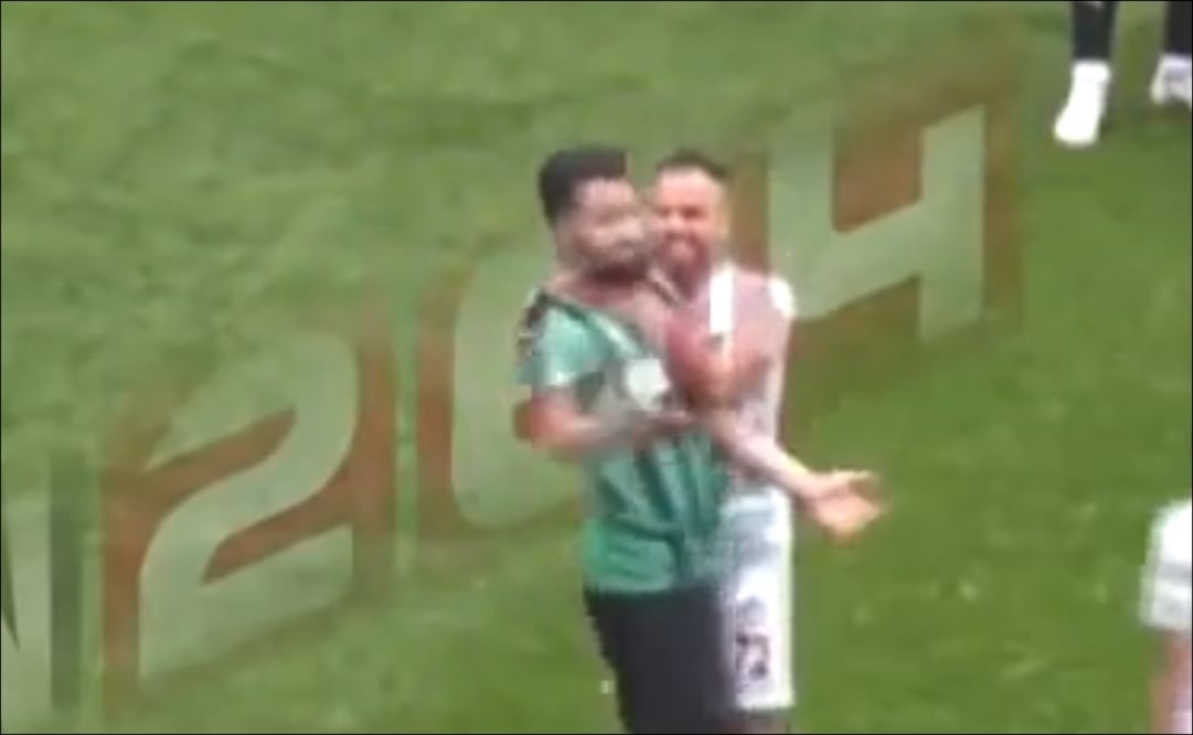 Defensor del Amed SK, Mansur Calar. Foto: Twitter