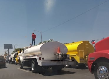 Con marcha, transportistas despiden a pipero asesinado en San Luis Potosí