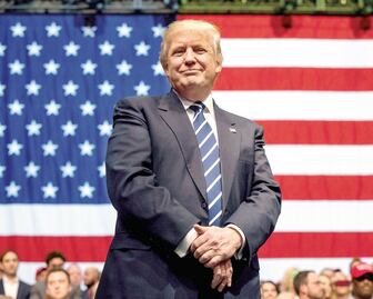 Trump es "tan ignorante como un niño", afirma diario oficial chino