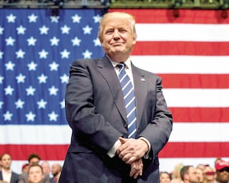 Trump es "tan ignorante como un niño", afirma diario oficial chino