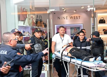 Le piden el divorcio y mata a su pareja en Reforma 222