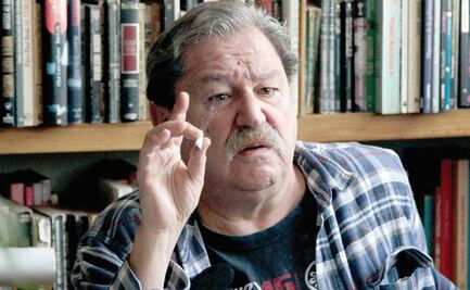 Taibo II se burla de FRENAAA: "sin FIL en Zócalo, no volarán nuestras carpas"