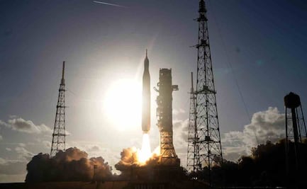 Artemis II inicia misión hacia la órbita lunar; "llevan las esperanzas de una nueva generación", dice la NASA