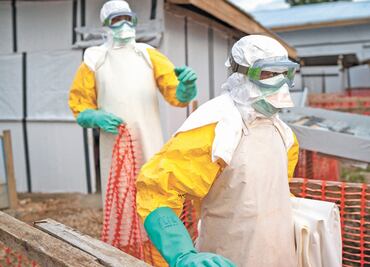 Al menos 43 muertos y 100 contagios por ébola en República Democrática del Congo