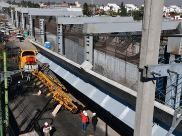 Continúa cerrada la circulación en Ermita por maniobras para retirar pieza del Trolebús Elevado