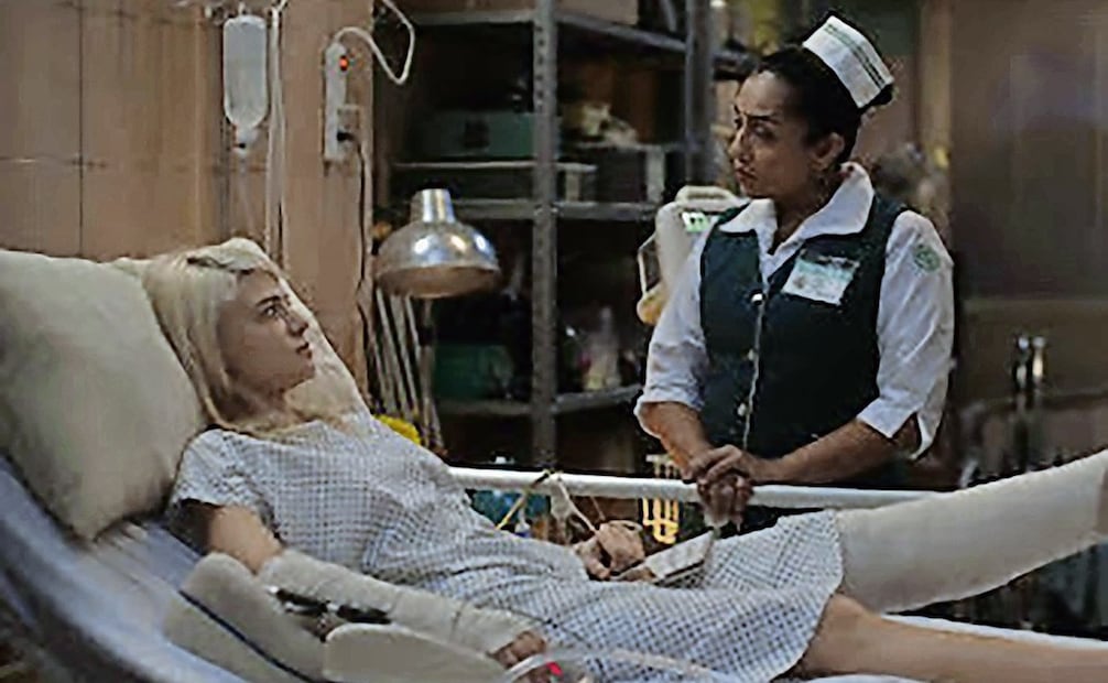 Con Max Reeves compartiendo una de las escenas del filme. Foto: JANDF RELACIONES PÚBLICAS