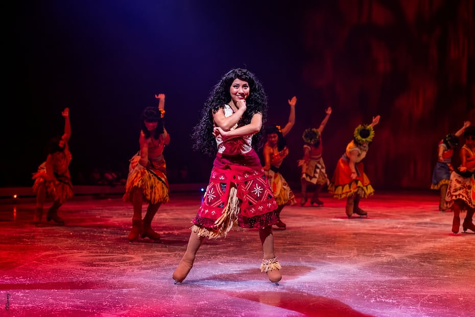 Patinaje artístico, acrobacias y efectos especiales son parte de la experiencia. Foto: Disney y Ticketmaster