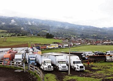 Robados. Retiene CNTE 200 vehículos