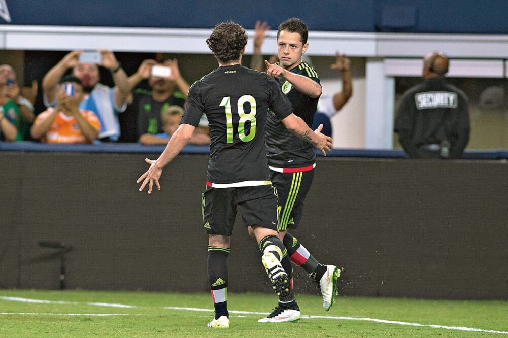 Javier Hernández y Andrés Guardado desean integrar a la Sub-23 (ETZEL ESPINOSA. IMAGO7)