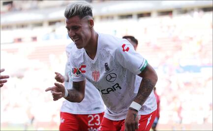 Cristian Calderón cerca de convertirse en el primer refuerzo de Chivas