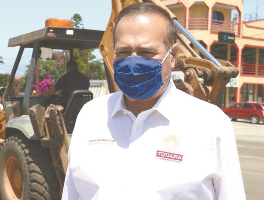 Morenista le responde a Trump, pero le sale el tiro por la culata