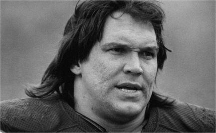 Steve McMichael, leyenda de los Bears murió a los 67 años; luchó contra una enfermedad neuronal