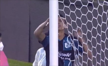 Captan a aficionado con navaja en mano tras la violencia en el Querétaro vs Atlas; robó la red de una portería