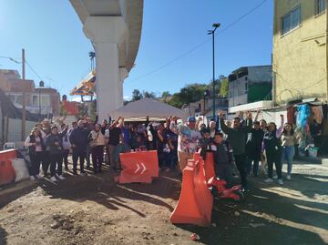 Vecinos de colonia El Capulín mantendrán bloqueo en obras del Tren Interurbano; "no tuvimos respuesta del gobierno capitalino"; dicen