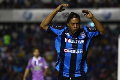 Querétaro lanza indirecta a Dorados, tras llegada de Maradona