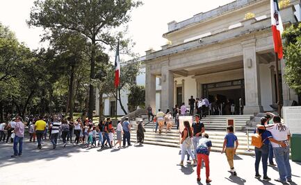 Libros para regalar en Navidad, desde nueve hasta 200 pesos en Los Pinos