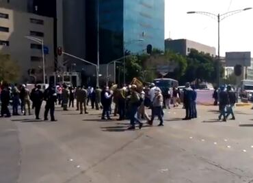 Realizan cuatro bloqueos simultáneos en CDMX integrantes de cooperativa Cruz Azul