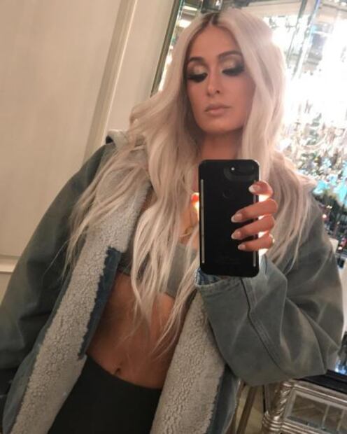 Paris Hilton revela por qué copió el look de Kim Kardashian