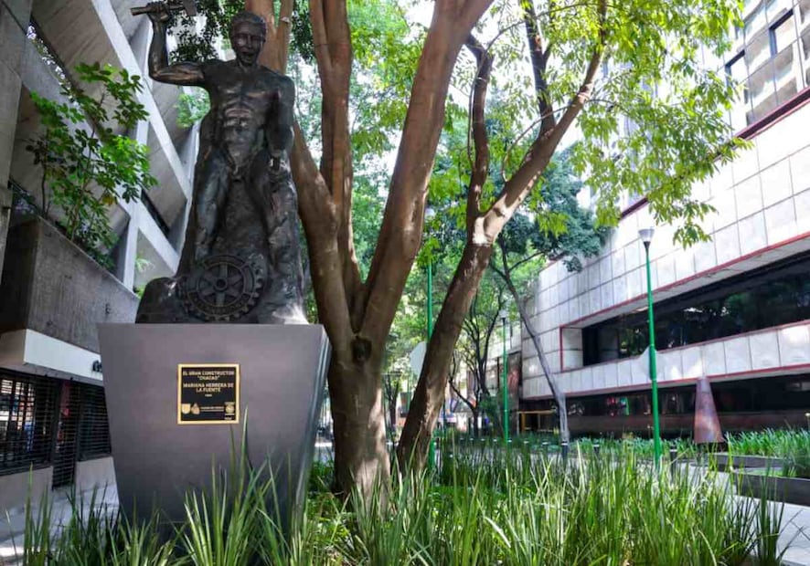 Con la remodelación de la Zona Rosa, se habilitaron tres pasajes escultóricos con 29 obras de distintos artistas, ubicadas en Avenida Chapultepec, Amberes y la calle de Génova. Foto: Especial