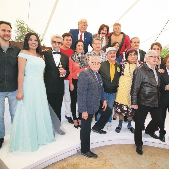 El elenco del programa, que derivó del show El privilegio de mandar. CARLOS MEJÍA. EL UNIVERSAL