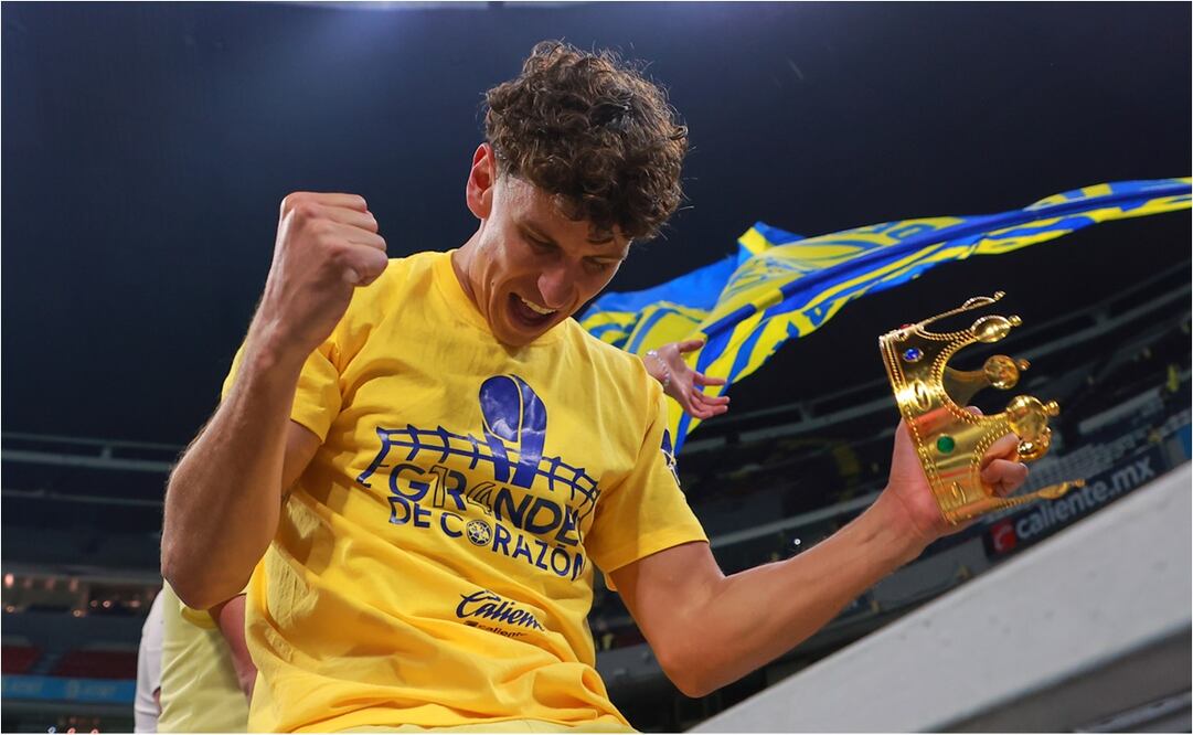 Igor Lichnovsky celebra el título del Apertura 2023. FOTO: IMAGO7