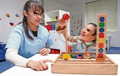 Conacyt anuncia becas para madres solteras