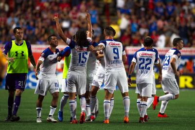Cruz Azul rescata el empate en los minuto finales