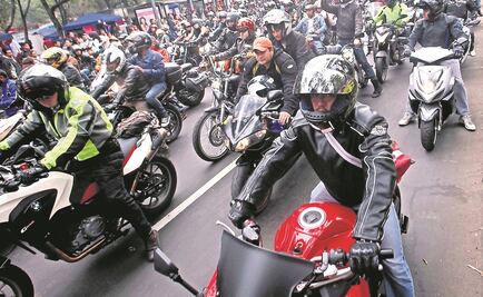 Motos necesitan más estacionamientos: Pirín