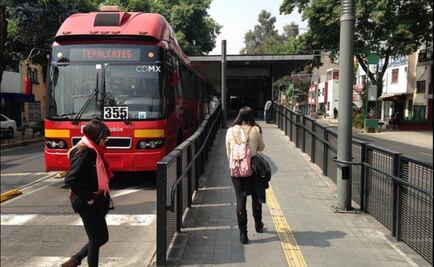 Metropolitan bus kills jaywalker in Mexico City