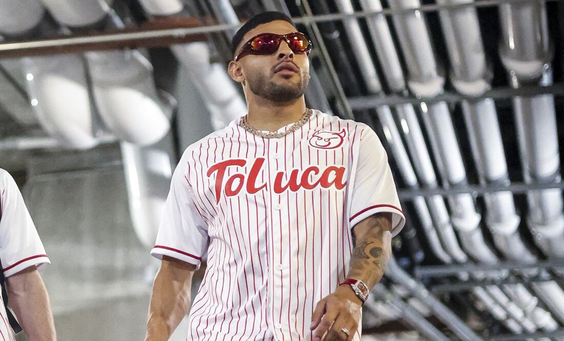 Alexis Vega presume lujoso reloj inspirado en el Toluca / Foto: Imago7