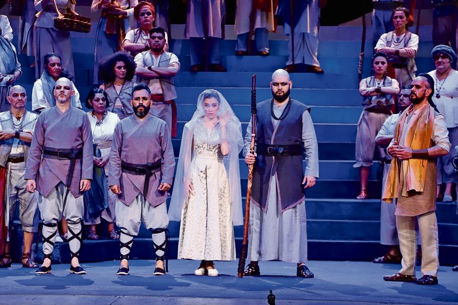 En los roles centrales también están la soprano sevillana Leonor Bonilla y el tenor Jesús León. Foto: Berenice Fregoso / EL UNIVERSAL