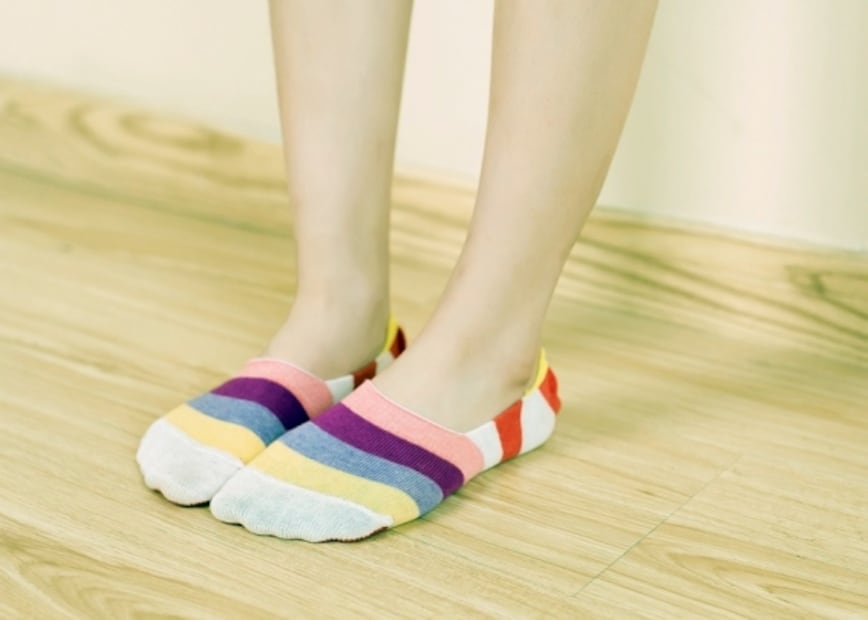 5 razones por las que no debes usar zapatos sin calcetines