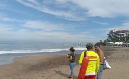 Mueren padre e hijo ahogados en Puerto Vallarta