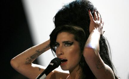 Vestido que usó Amy Winehouse en su última presentación será subastado