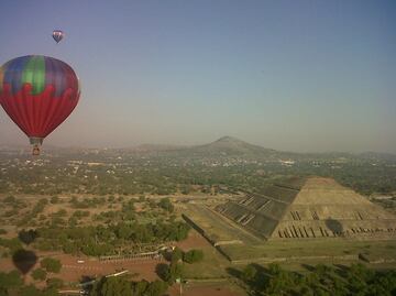 Habrá globos aerostáticos en Teotihuacán por el Día de Muertos