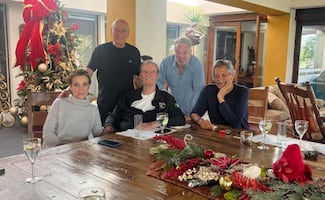 "25 años después"; Castañeda sube foto con Fox, Rubén Aguilar...