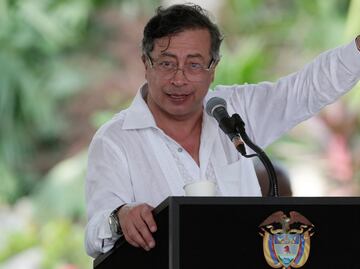 Petro califica como "asesinato" el ataque militar de EU a embarcación en el Caribe; operación divide opiniones