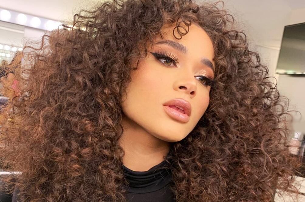 Cesia aparece cantando en las calles de la CDMX   Foto: Instagram