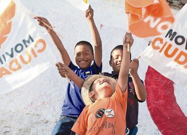 Candidato de MC es primero en presentar su 3 de 3