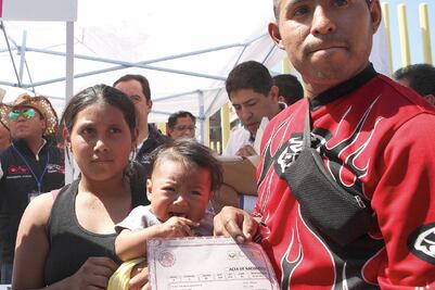 Padres podrán decidir orden de apellidos de sus hijos