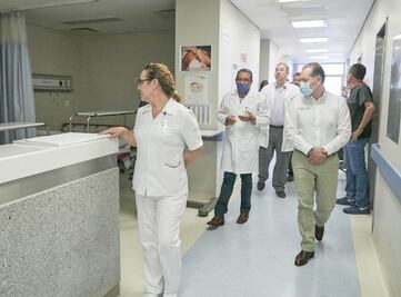 Gobernador de Aguascalientes reconoce labor de personal médico contra Covid-19