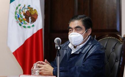 Miguel Barbosa ofrece disculpas a poblanos que no pudieron recibir la vacuna anticovid