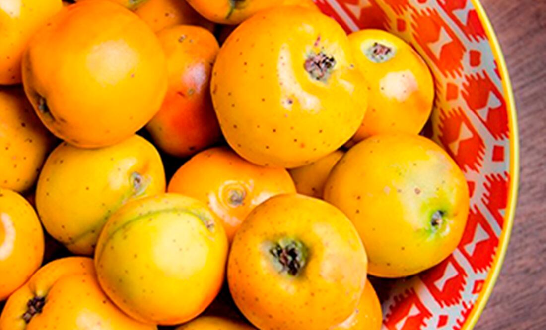 El tejocote es una fruta básica de las ofrendas de Día de Muertos. Foto: Servicio de Información Agroalimentaria y Pesquera