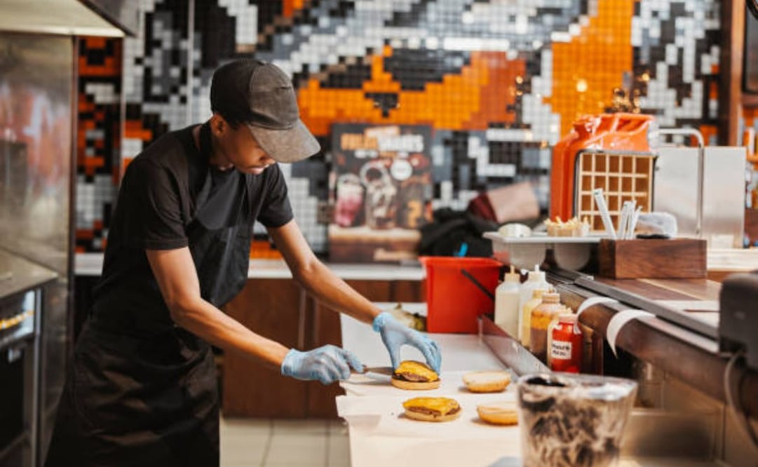 La secretaria general del PRI expresó su preocupación porque este sexenio se perfile como el peor inicio en generación de empleos. Foto: iStock